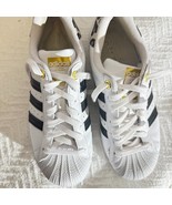 Adidas Superstar Style with special detailing - €41,07 EUR
