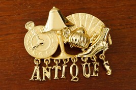 Vintage AJC Costume Jewelry Gold Tone ANTIQUES Metal Collectibles Brooch... - €21,64 EUR