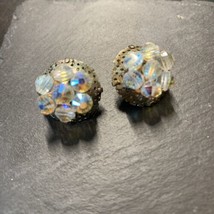Vintage Silvertone Floral Clip On Earrings Cluster Of Seven Iridescent Beads - £6.43 GBP