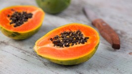 Papaya Fruit Hawaiian Seeds 1 Pack - $23.88