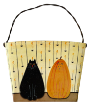 Halloween Metal Wall Basket Primitive Painted Pumpkin &amp; Black Cat Crazy Mountain - £19.01 GBP