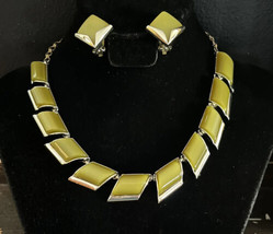 Vintage Charel Green Moonglow Lucite Choker Necklace Earring Jewelry Set - £39.03 GBP