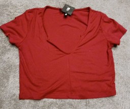 New! Haute Red Haut Court Notched Crop Tee MHaut Notched Tee GEAR EDITIO... - £9.48 GBP