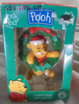 Vintage 90's Disney's Winnie The Pooh Ornament Merry Christmas Wreath - £8.16 GBP