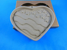 Pampered Chef patriotic Cookie Mold Heart and Dove Mold 2926 New In Box 2005 - $11.87