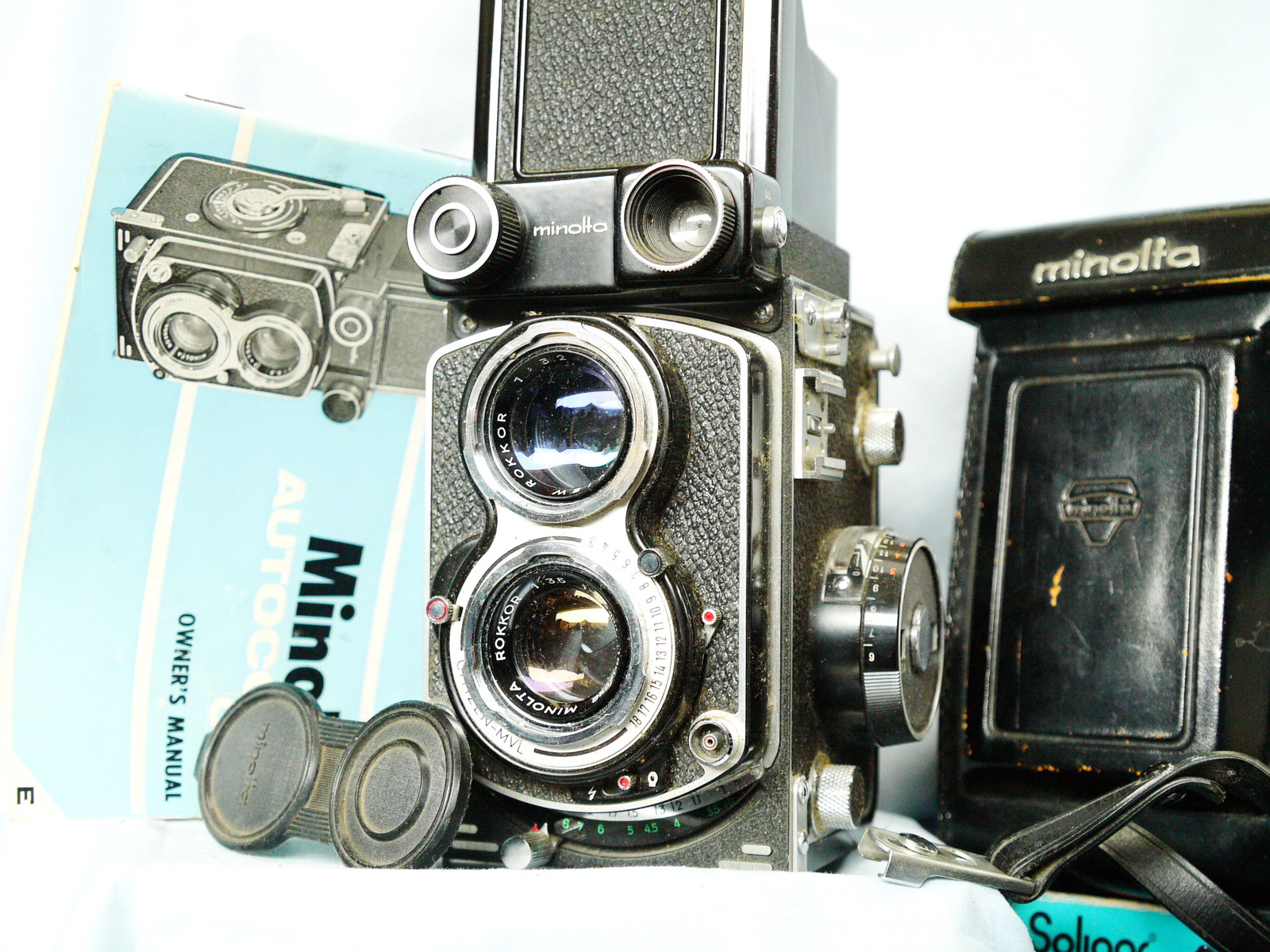 Minolta Autocord CDS III TLR Camera c/w 75mm Lens Cased + Cap + Strap + Inst - $500.00
