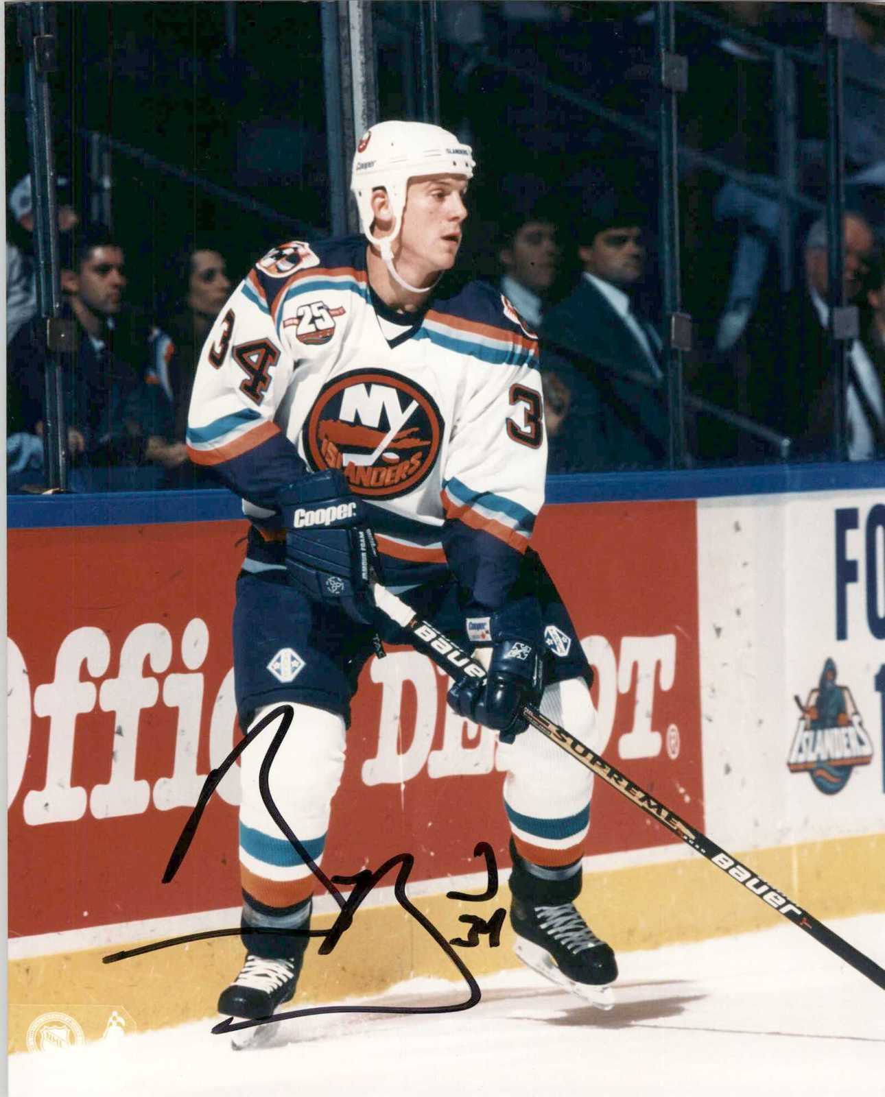 Primary image for Bryan Berard Signed Autographed Glossy 8x10 Photo - New York Islanders