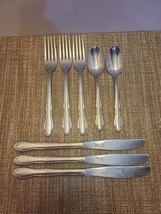 Oneida Community Stainless Plantation Lot of 8 Pieces - $20.27
