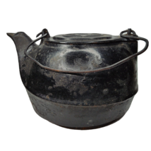 Vintage Cast Iron Tea Pot Kettle No. 8 Star Bird Spout Swivel Lid DISPLAY ONLY - £59.52 GBP