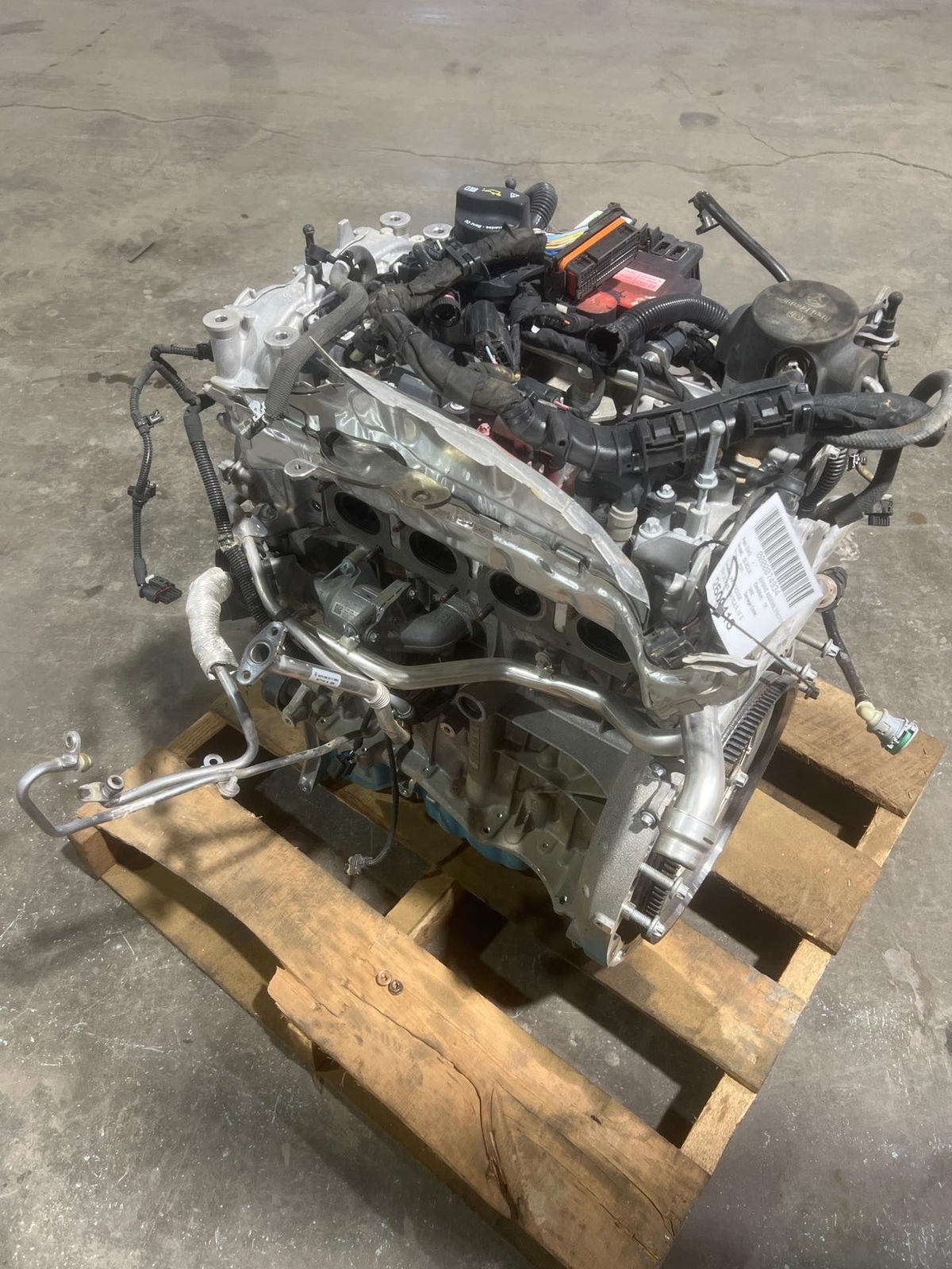 2021 Glb 250 4matic 2.0l With Engine Harness Hose No Intake or Oil Housing - $7,920.00
