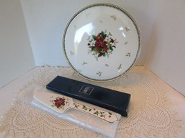 MIKASA FINE BONE CHINA CAKE PLATE AND SERVICE HOLIDAY DELIGHT POINSETTIA... - $18.76