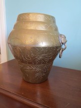 Vintage  Etched Brass Urn Vase w Foo Dog Lion Ring Handles  and lid Signed - £14.02 GBP