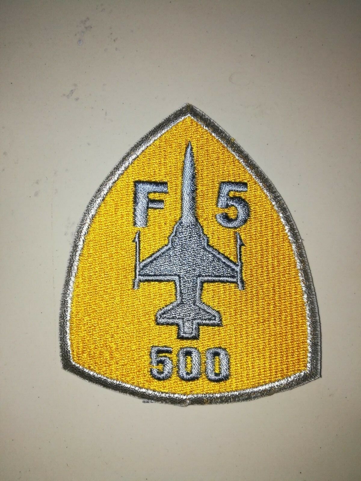 BID F-5 FLIGHT HOURS 500 Color SILVER Royal THAI AIR FORCE Original PATCH - $4.99