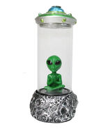 UFO Green Roswell Alien Yoga Spaceship Capsule Backflow Incense Cone Burner - $638.64 MXN