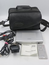 Toshiba SD-P1500 Portable Car DVD Player 8&quot; w/ Case &amp; Remote TESTED &amp; WO... - £23.26 GBP