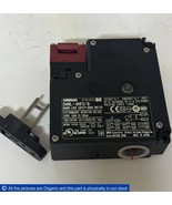 Omron D4NL-4HFG-B Guard Lock Safety Door Switch 24VDC D4NL Series With K... - $2,742.00 MXN