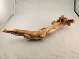 Folk Art Vintage Burlwood Carved Alligator Fantastic - £32.48 GBP