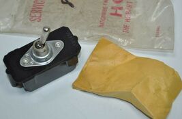 NEW Hobart 20A Toggle Switch with Hardware Part# 84705  00-084705 - $46.59