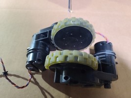 Set of 2 Right &amp; Left Neato Botvac D3 D4 D5 D6 D7 Wheel Assembly (FOR PA... - $18.67