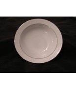 Crown Victoria Collection Empress Berry/Dessert Bowl - $95.30 MXN