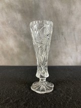 Beautiful Vintage Crystal Pinwheel Clear Flower Vase 7&quot; Tall - £17.42 GBP