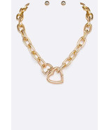 Heart Buckle Iconic Necklace Set - £12.77 GBP