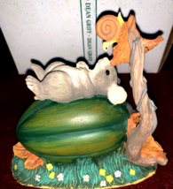 Charming Tails Vintage Resin Fall Figurine Sleeping Mouse on Gourd 3.75&quot; - £27.38 GBP