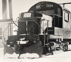 Penn Central Railroad Snow Plow #2034 RS32 Alco Locomotive Train Photo Rochester - £7.50 GBP
