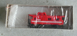 Vintage HO Scale Tyco Red 689 Caboose Car in Box Bottom - $16.83