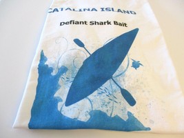 Catalina Island Men&#39;s T-SHIRT Defiant Shark Bait Large White Lightweight #2 - £18.94 GBP