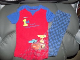 Disney&#39;s Cars 2 PC Short Sleeve PJ Set Size 3 Boys EUC - £11.48 GBP