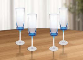 Set of Four Clear and Blue Acrylic Stemmed Flutes - $3,116.38 MXN