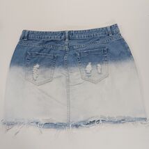 Forever 21 Women's Blue/White Distressed Denim Frayed Mini Skirt Size 14 (36×17) image 2