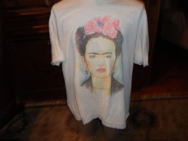 White FRIDA KAHLO Portrait Art Adult 2X Cotton T-shirt Rare Find Mexican Artist - £27.65 GBP