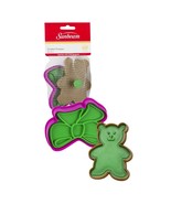 2 Piece Bear and Christmas Bow Cookie Cutter - $54.24 MXN