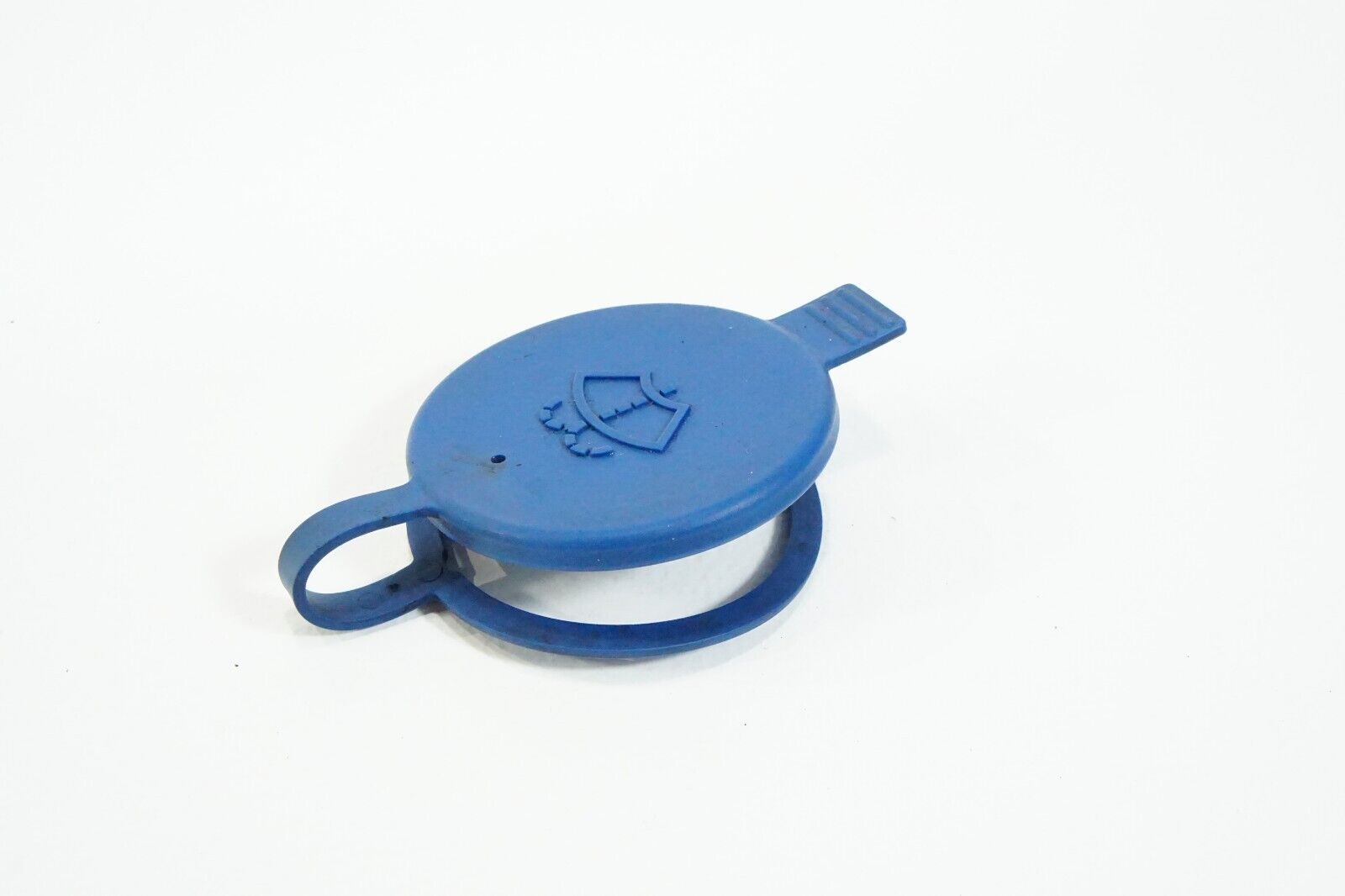08-2014 mercedes w204 c300 c350 windshield washer reservoir filler cap c... - $16.87