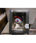 Hallmark &quot;Wobble Bobble Head - Philadelphia Phillies&quot; 2024 Ornament NEW - $357.77 MXN