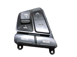 SOUND VOLUME/MUTE/MODE/ CONTROLS  FOR 14-16  KIA CADENZA STEERING WHEEL - $39.60