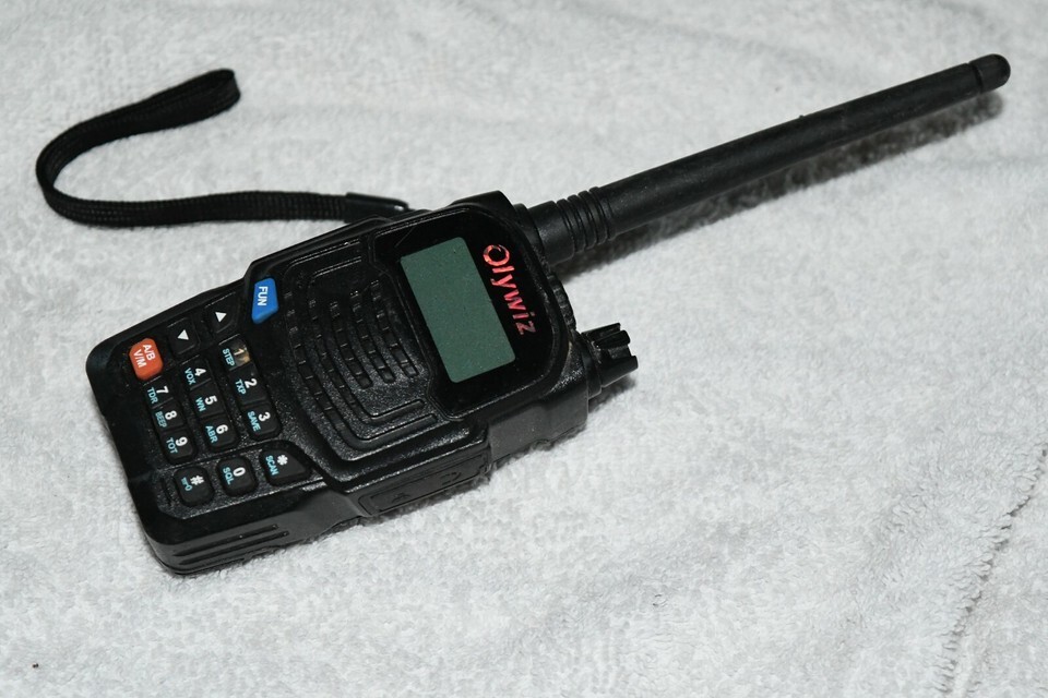 Olywiz UV6S High Power Dual Band Two-Way Radio Transceiver Needs Battery w6 - $24.30