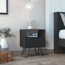Vienna Nightstand: Shelves &amp; Hairpin Legs - €112,85 EUR