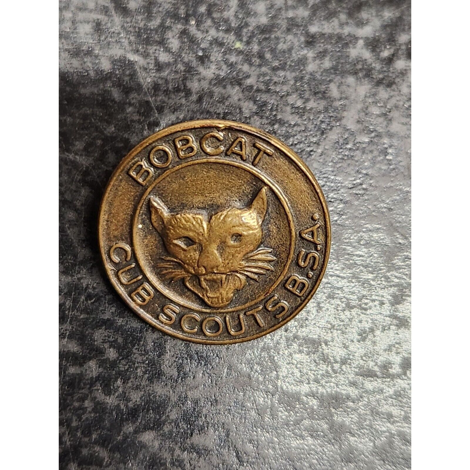 Primary image for Bobcat Cub Scouts B.S.A. Pin - Head of a Bobcat - Boy Scouts