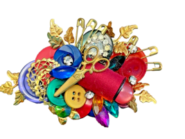 Brooch Sewing Lovers Thread Scissors Buttons Pins 2&quot; x 3&quot; Colorful - £13.07 GBP