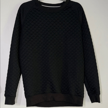 Men&#39;s Black Quilted Sweatshirt - $9.80
