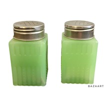Jadeite TPC Brand Glass Salt And Pepper Shakers - £15.10 GBP