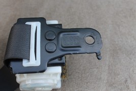 2006-2010 LEXUS IS250 IS350 REAR CENTER SEAT BELT RETRACTOR BUCKLE V821 image 6