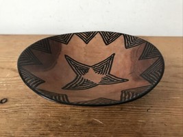 Vtg Mid Century African Style Carved Hardwood Wooden Decorative Bowl Dis... - $36.99