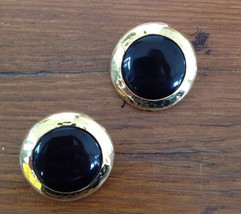 Vintage Brass Goldtone Black Plastic Mid Century Mod Shank Buttons Pair 3cm - £7.98 GBP