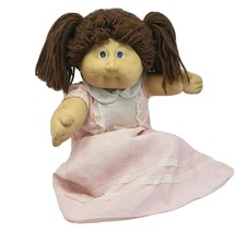 VINTAGE 1982 CABBAGE PATCH KIDS BROWN HAIR GIRL W/ FRECKLES STUFFED PLUS... - £36.41 GBP