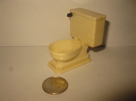 (DH-1) Doll House Miniature: Renwal Toilet - Missing Lid - £3.55 GBP