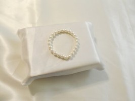 Department Store  7&quot; Simulated Pearl Beaded Stretch Bracelet M713 - £9.03 GBP